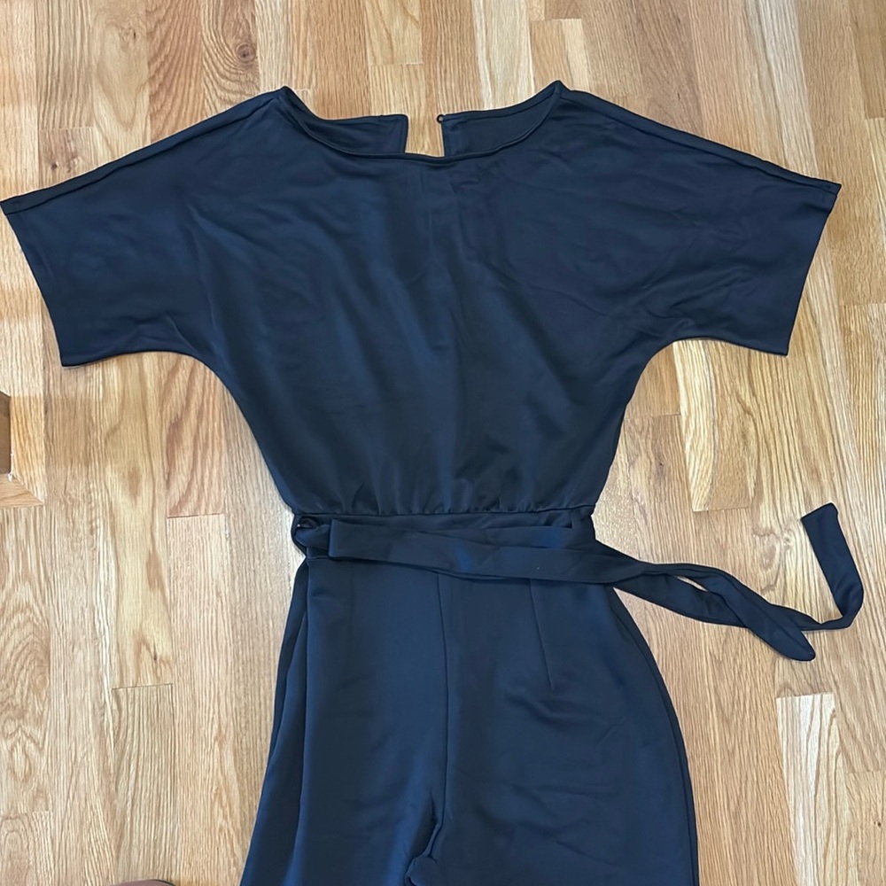 Women’s Crew Neck Short Sleeve Belted Loose Long Wide Leg Pants Jumpsuits